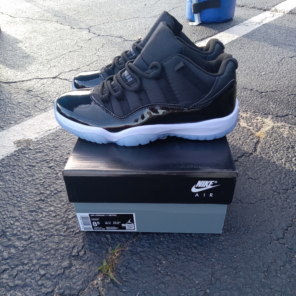 Air Jordan 11 Retro Low, 'Space Jam'